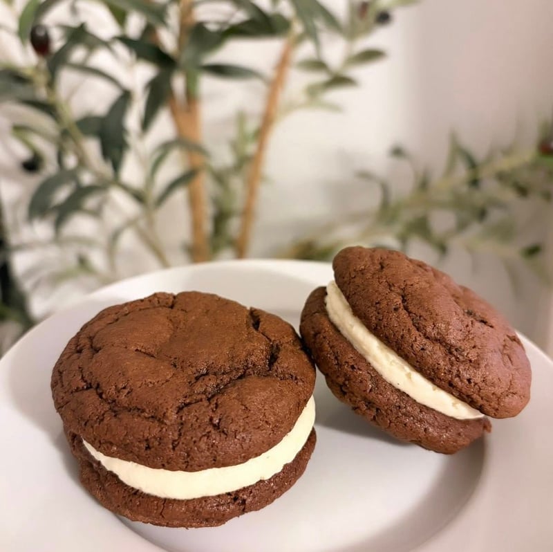 Sourdough oatmeal cream pie cookies